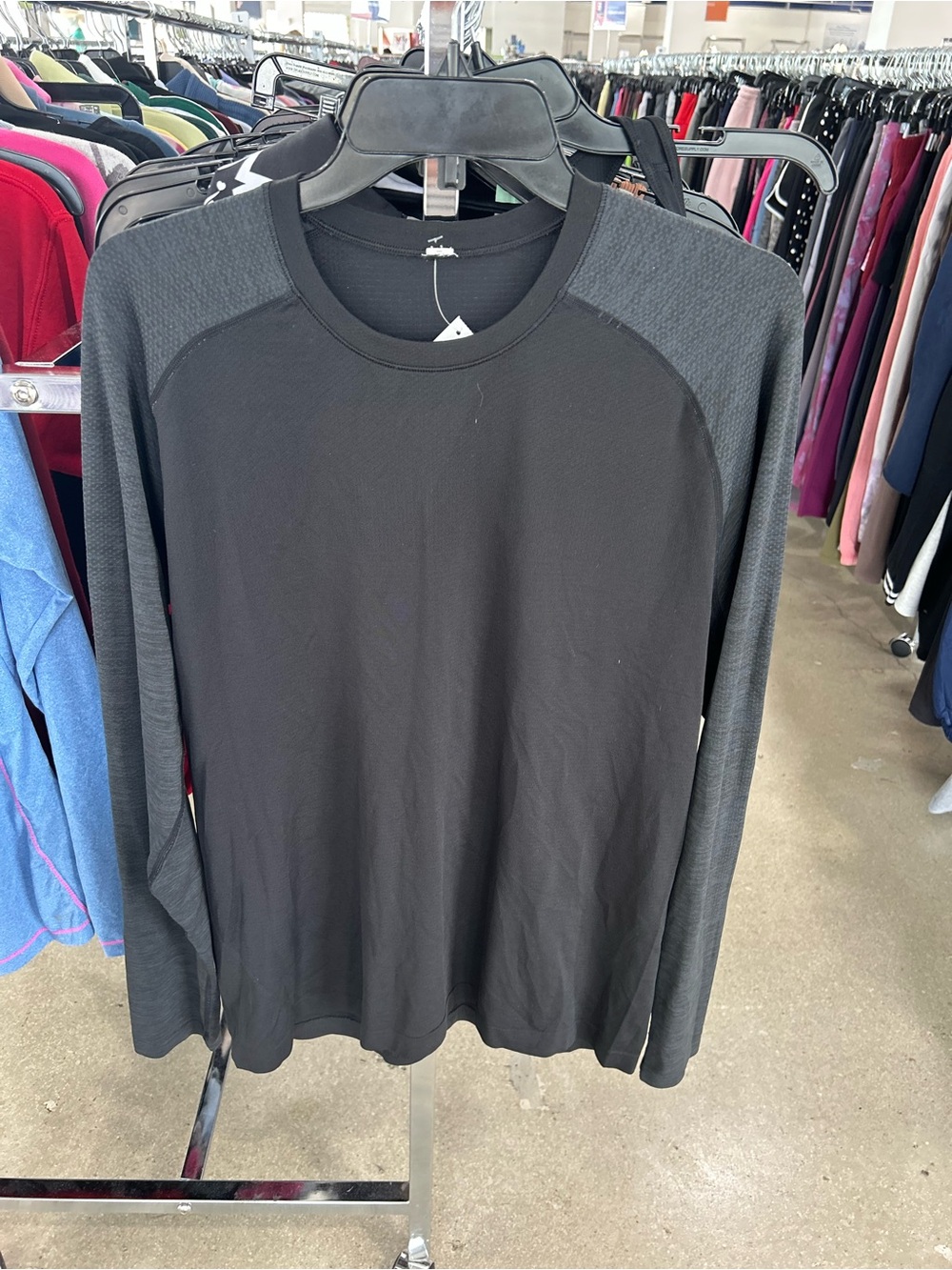 lululemon athletica Black Long-Sleeve Crew Shirt